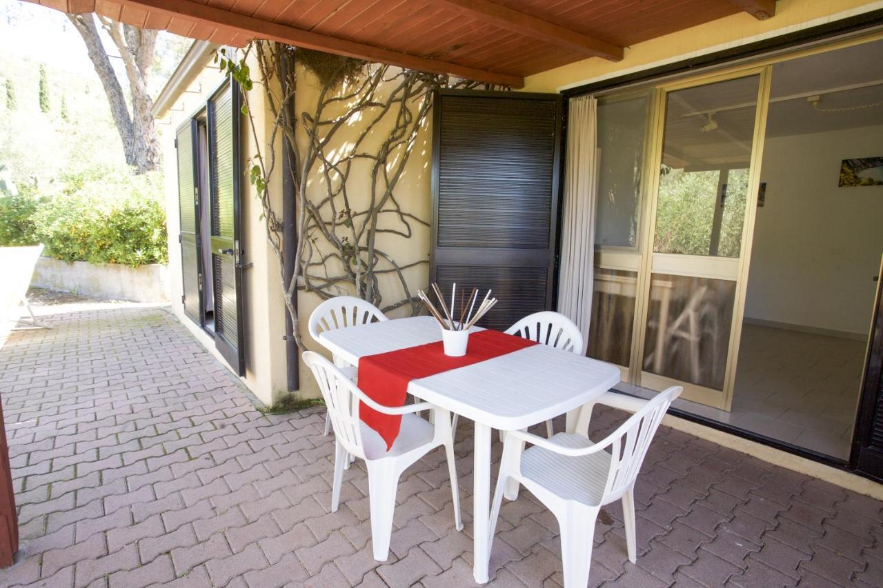 Villa Conti Residence Lacona Δωμάτιο φωτογραφία